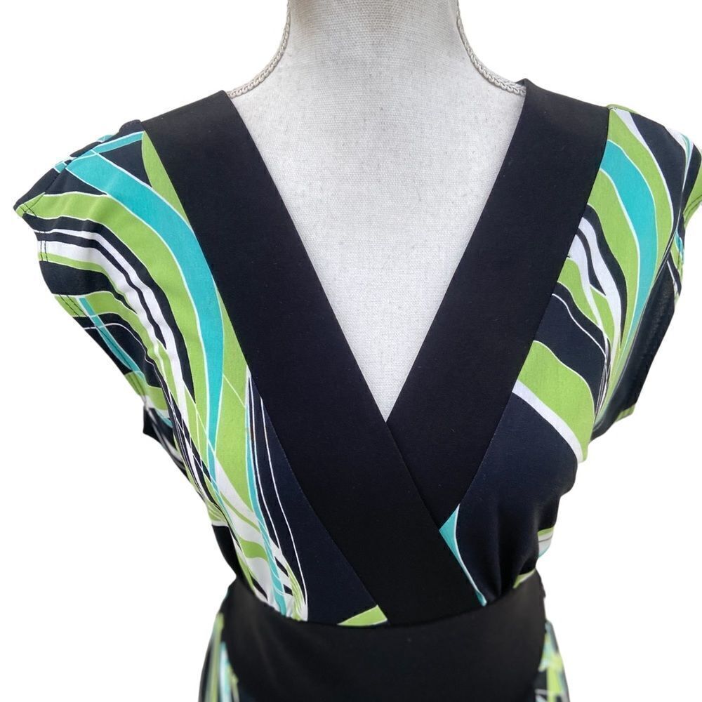 Frank Lyman v neck cap sleeve jersey knit dress black trim & belt graphic print - Picture 4 of 11